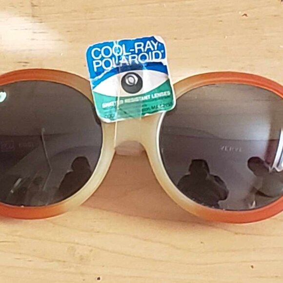 Vintage POLAROID SUNGLASSES - Picture 5 of 6